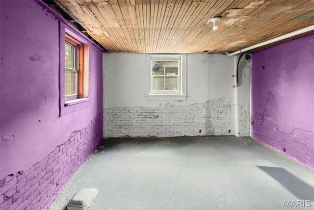 $153,000 | 430 North 38th Street, Belleville, IL 62226