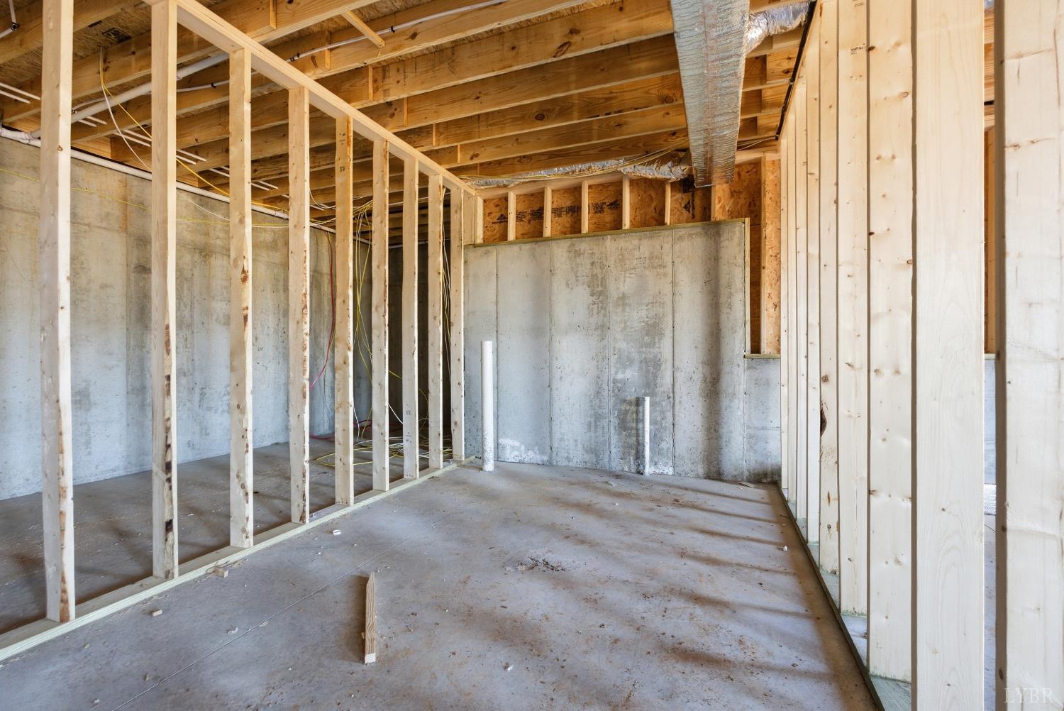 7 Wingfield Drive Goode, VA 24556 - Photo 18 of 41 a view of a balcony