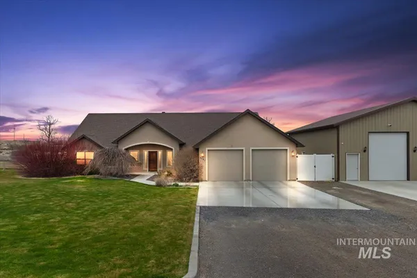 $749,000 | 3707 North 2455 East, Twin Falls, ID 83301