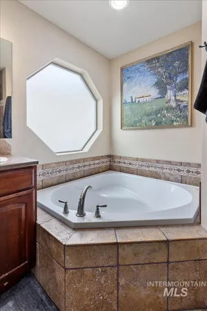 $749,000 | 3707 North 2455 East, Twin Falls, ID 83301