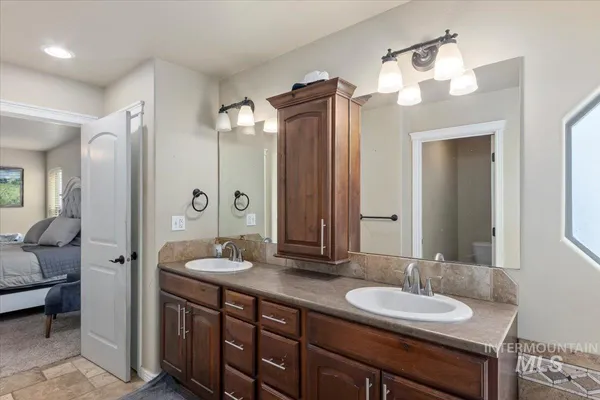 $749,000 | 3707 North 2455 East, Twin Falls, ID 83301