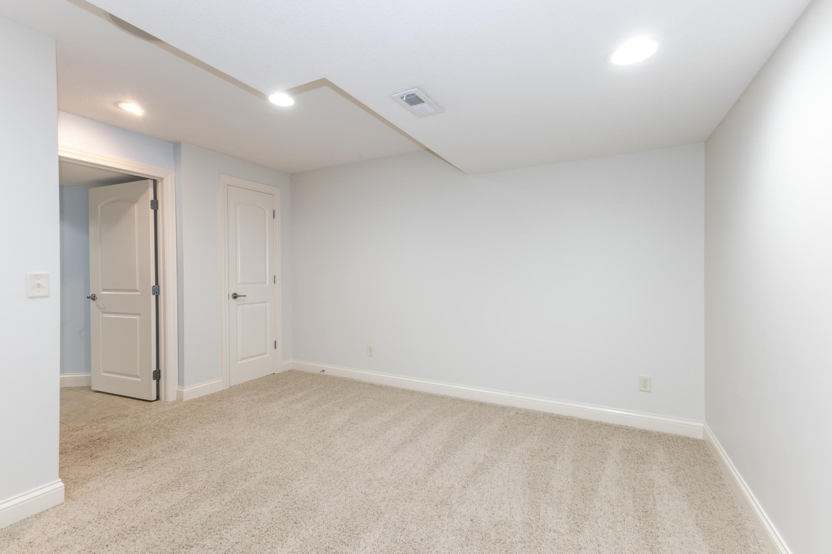 1078 Canyon Creek Road Normal, IL 61761 - Photo 40 of 47 Gallery Image 40