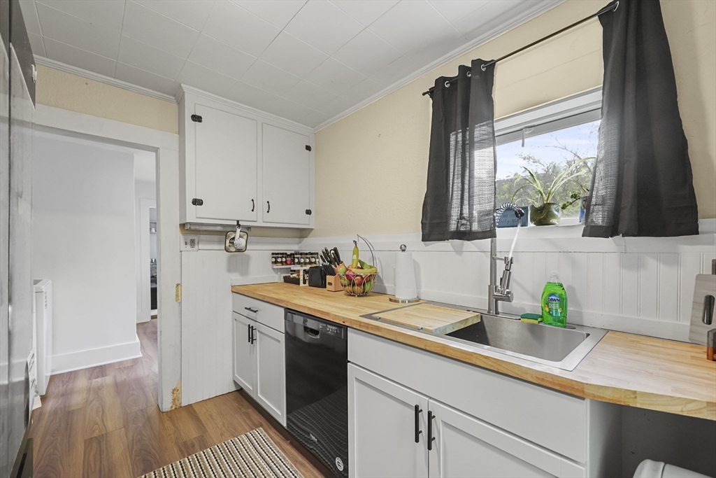 68 Orchard Street Pittsfield, MA 01201 - Photo 15 of 29