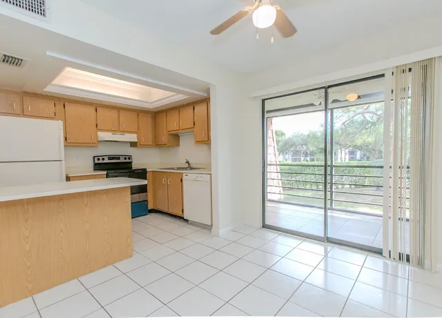 $1,850 | 4464 Oak Terrace Drive, Greenacres, FL 33463