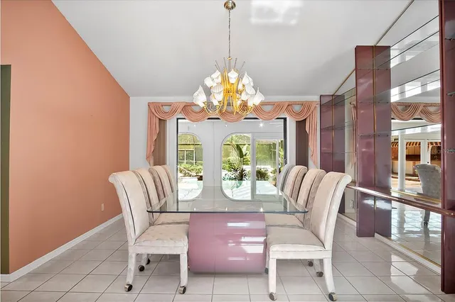 $699,999 | 6049 Patricia Place, Weeki Wachee, FL 34607