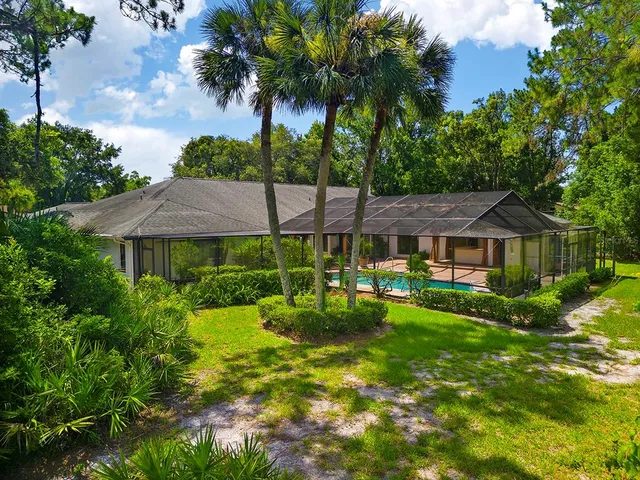 $699,999 | 6049 Patricia Place, Weeki Wachee, FL 34607