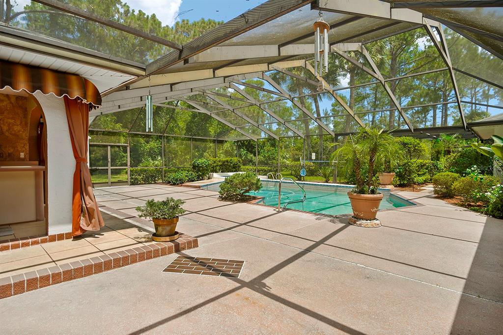 6049 Patricia Place Weeki Wachee, FL 34607 - Photo 5 of 57