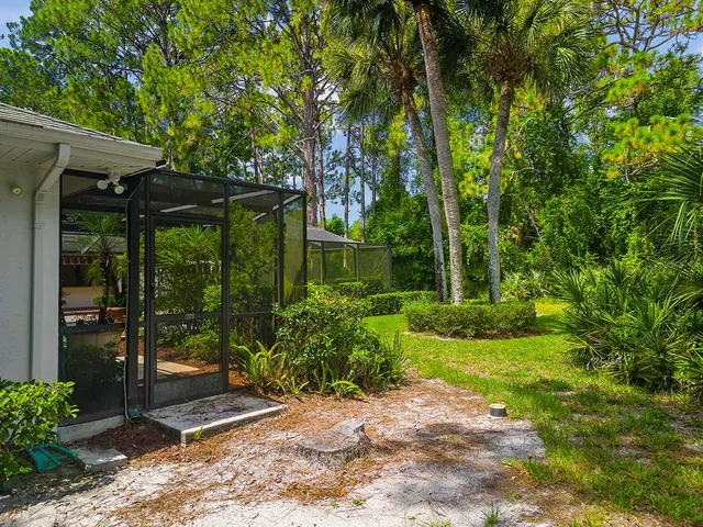 $699,999 | 6049 Patricia Place, Weeki Wachee, FL 34607