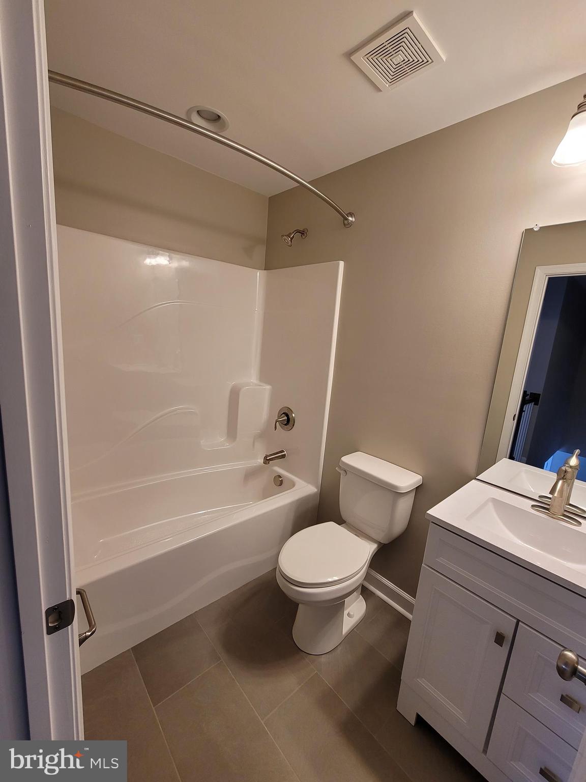 271 Magothy Bridge Road Pasadena, MD 21122 - Photo 22 of 23 Gallery Image 22