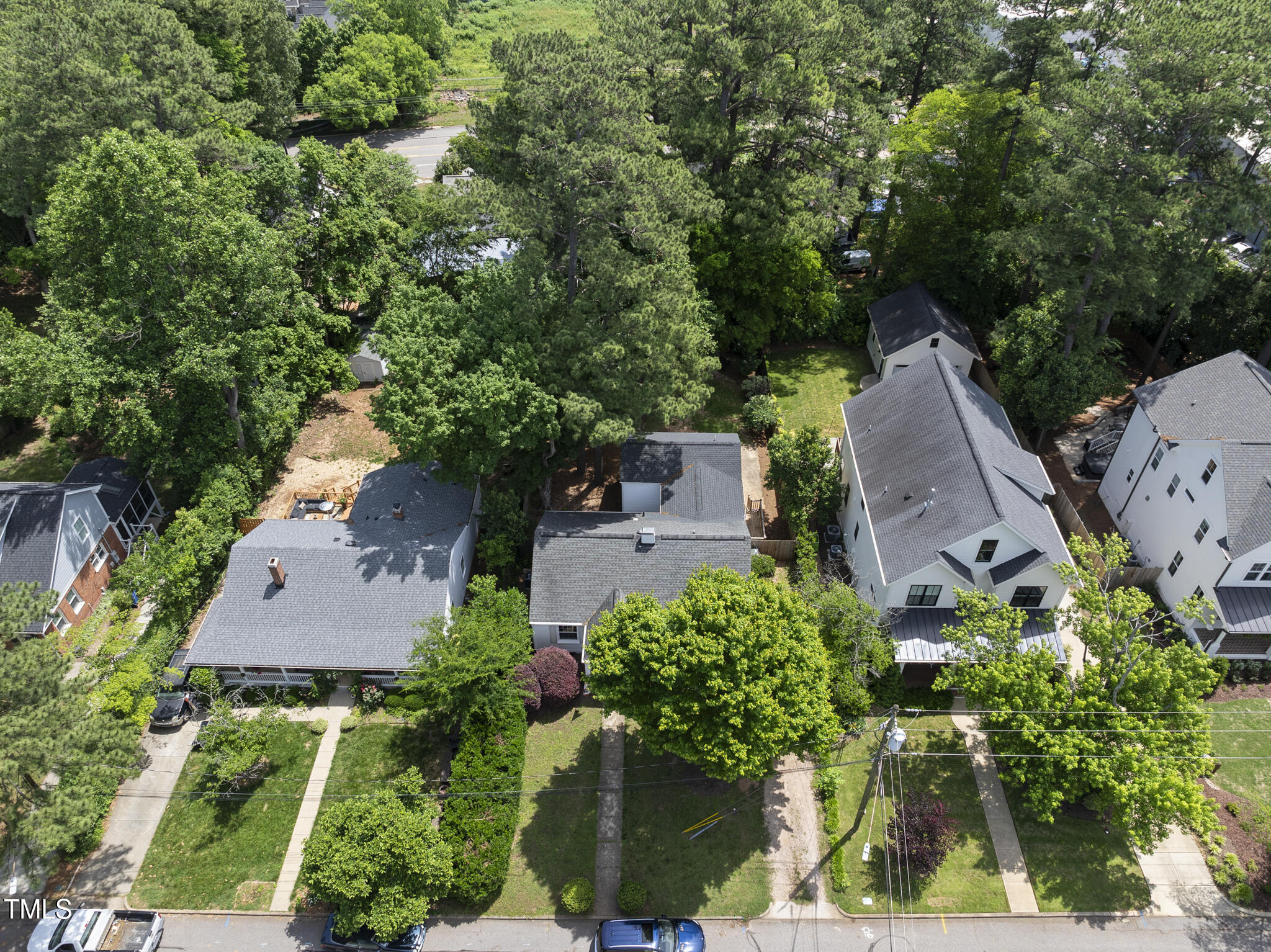 1812 Hilton Street Raleigh, NC 27608 - Photo 24 of 31 DJI_20250519115008_0005_D