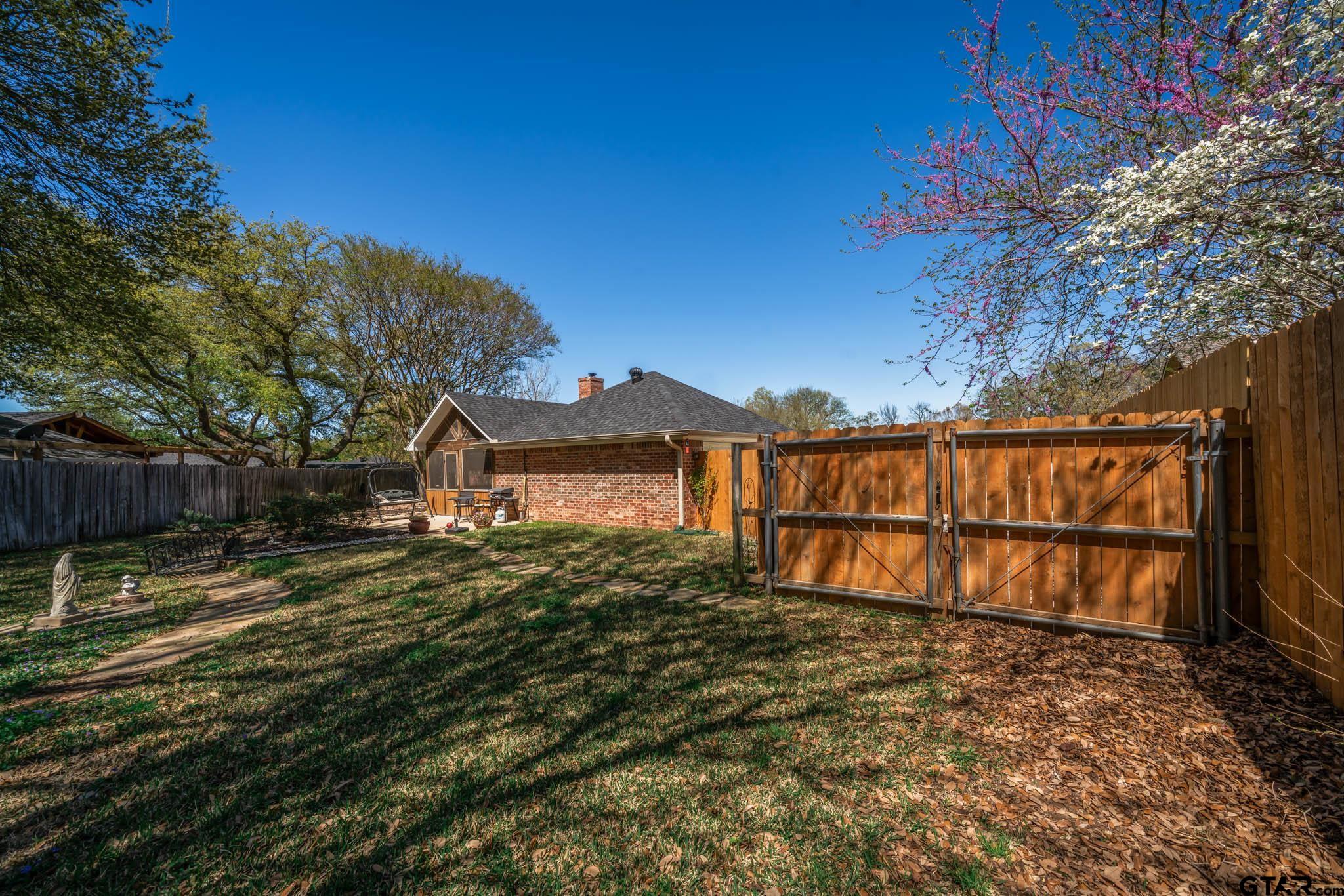 1124 Sequoia Circle Kilgore, TX 75662 - Photo 36 of 48