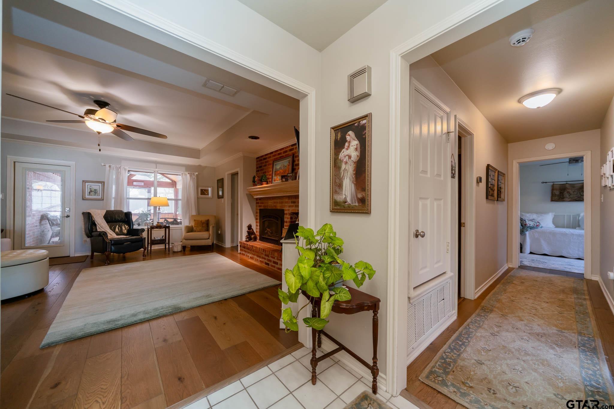 1124 Sequoia Circle Kilgore, TX 75662 - Photo 4 of 48