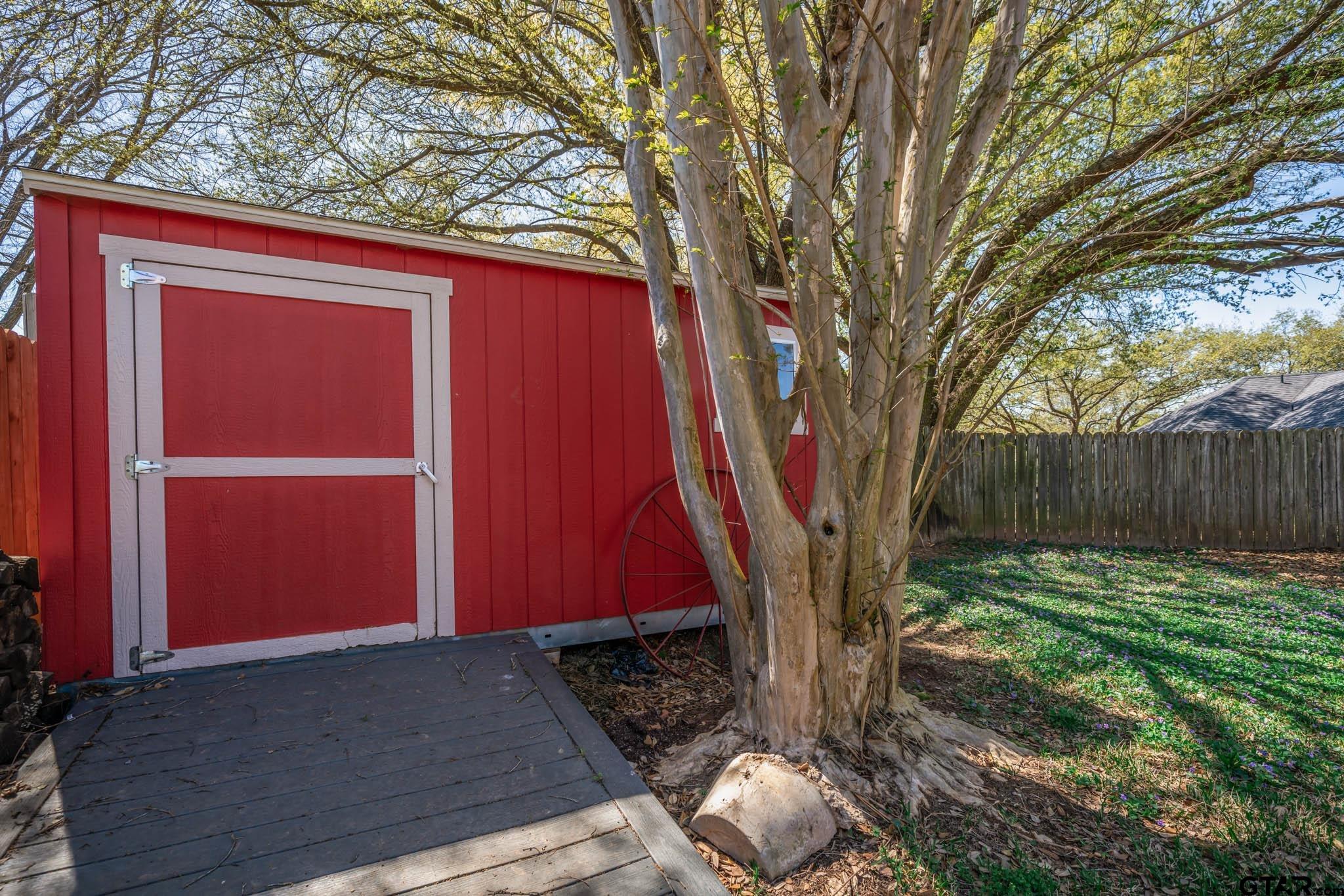 1124 Sequoia Circle Kilgore, TX 75662 - Photo 41 of 48