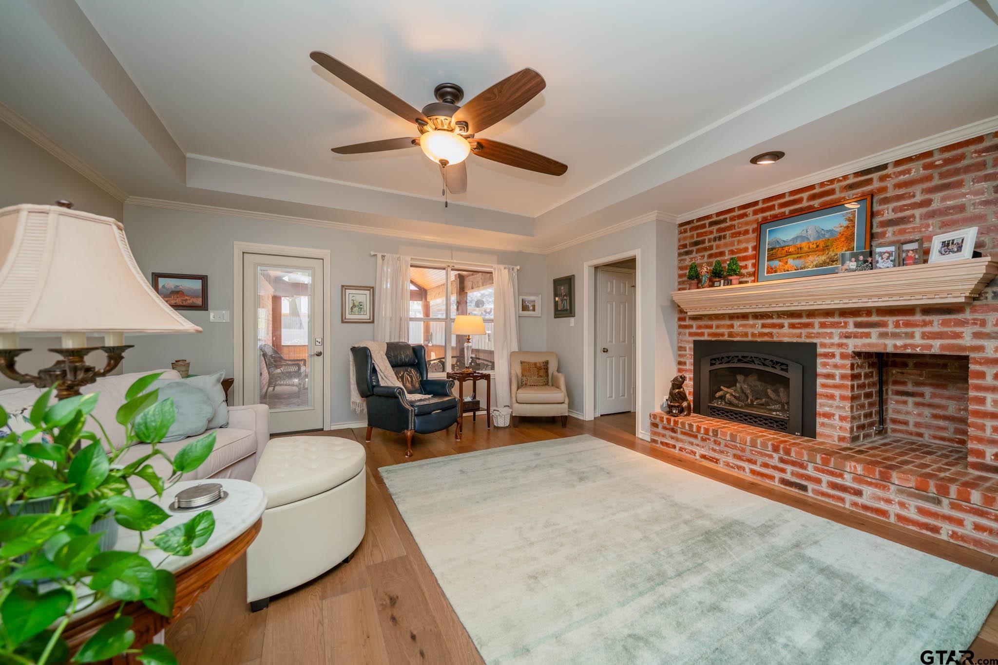 1124 Sequoia Circle Kilgore, TX 75662 - Photo 5 of 48