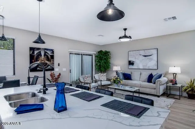 $2,999 | 3829 East Monterey Way, Phoenix, AZ 85018