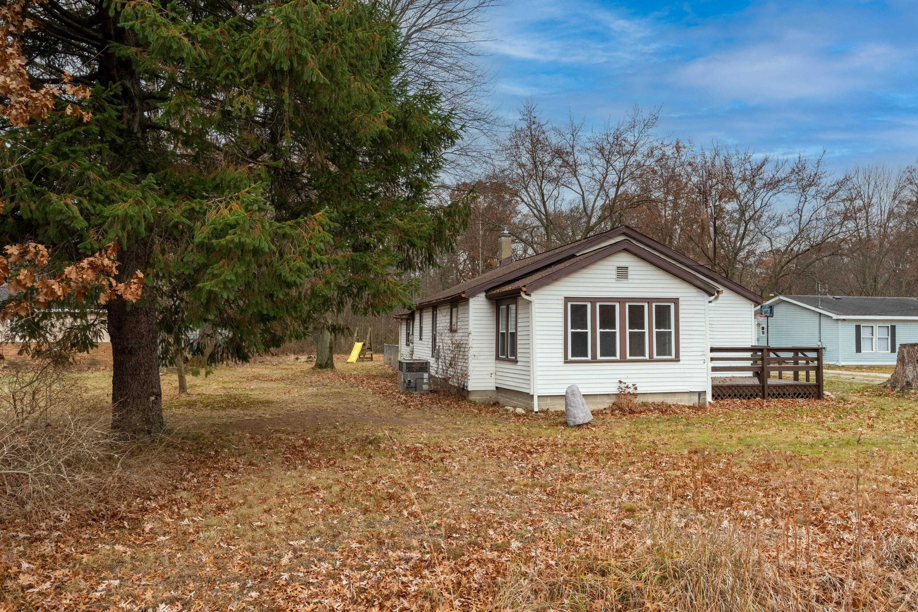 1487 South Brooks Road Muskegon, MI 49442 - Photo 18 of 22 3