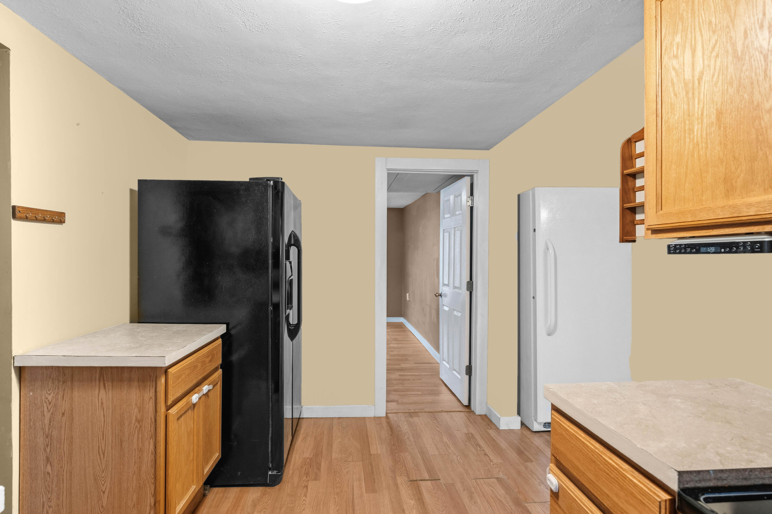 1487 South Brooks Road Muskegon, MI 49442 - Photo 4 of 22 6