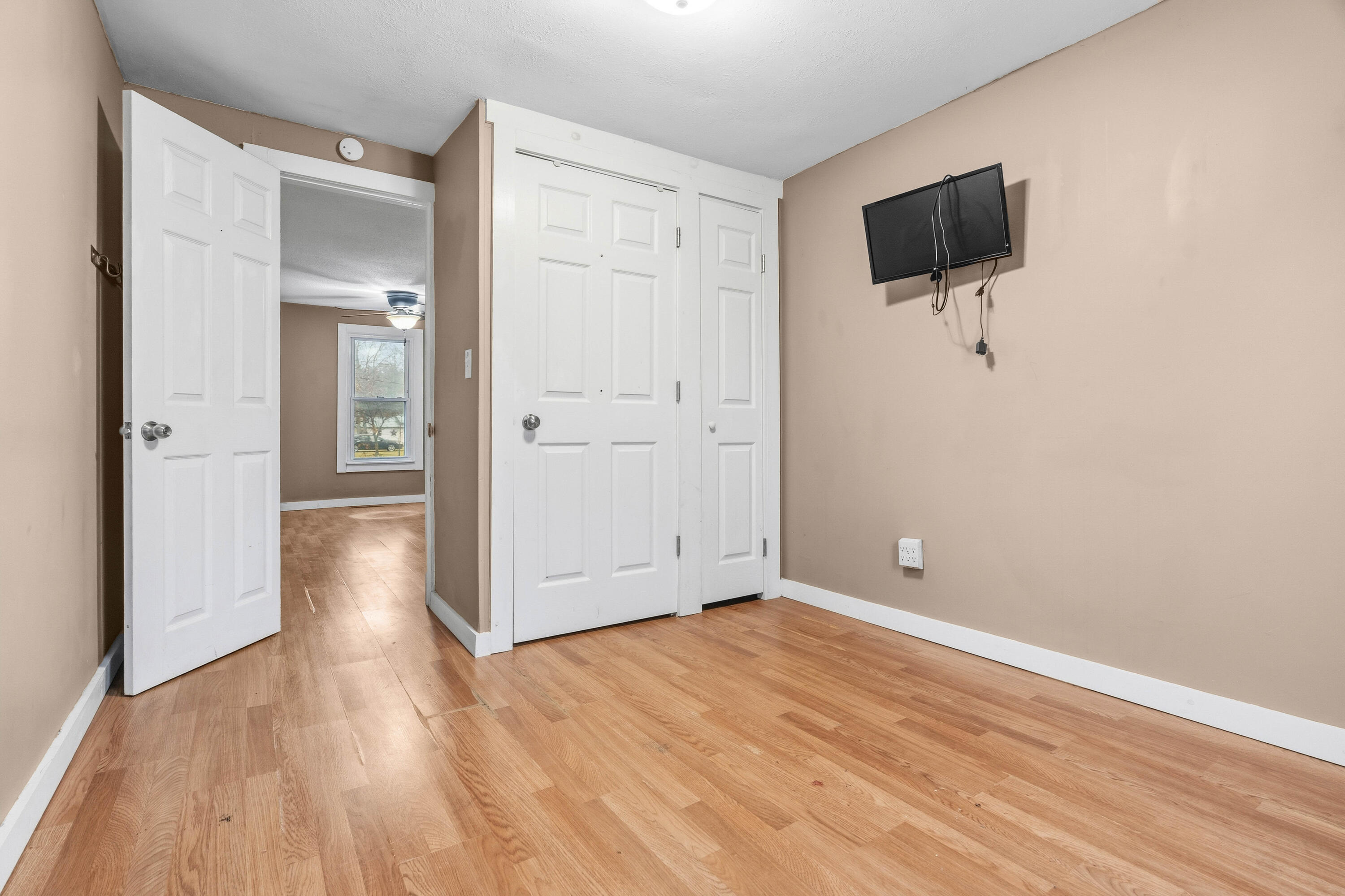 1487 South Brooks Road Muskegon, MI 49442 - Photo 9 of 22 12