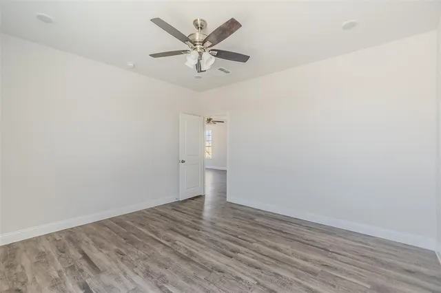 $2,150 | 2900 Avenue C, Fort Worth, TX 76105