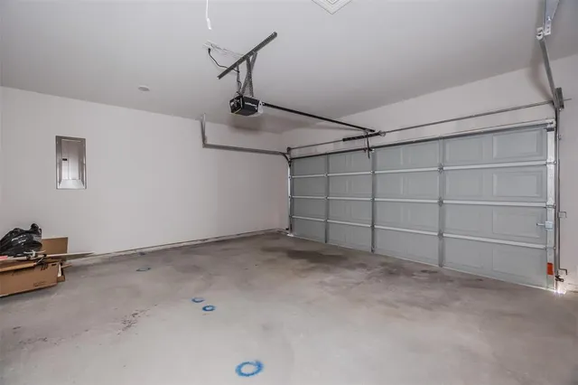 $2,150 | 2900 Avenue C, Fort Worth, TX 76105