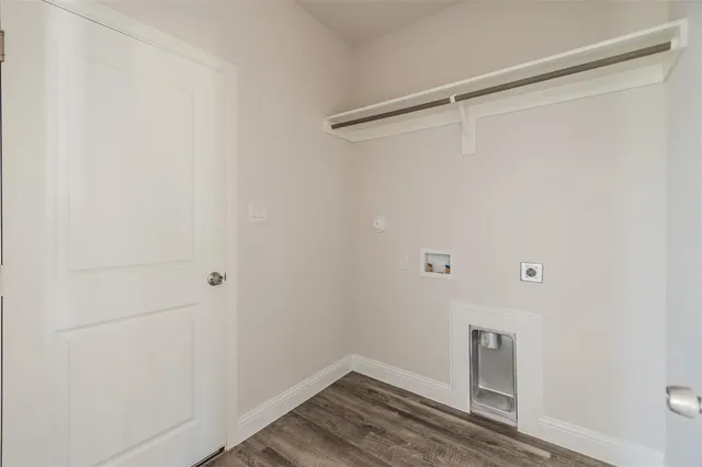 $2,150 | 2900 Avenue C, Fort Worth, TX 76105