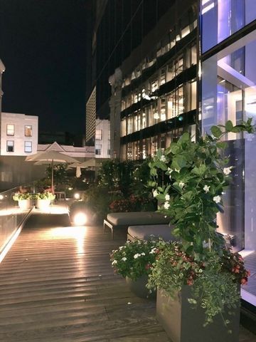 $1,395,000 | 1 Franklin Street, Unit 2011, Boston, MA 02110