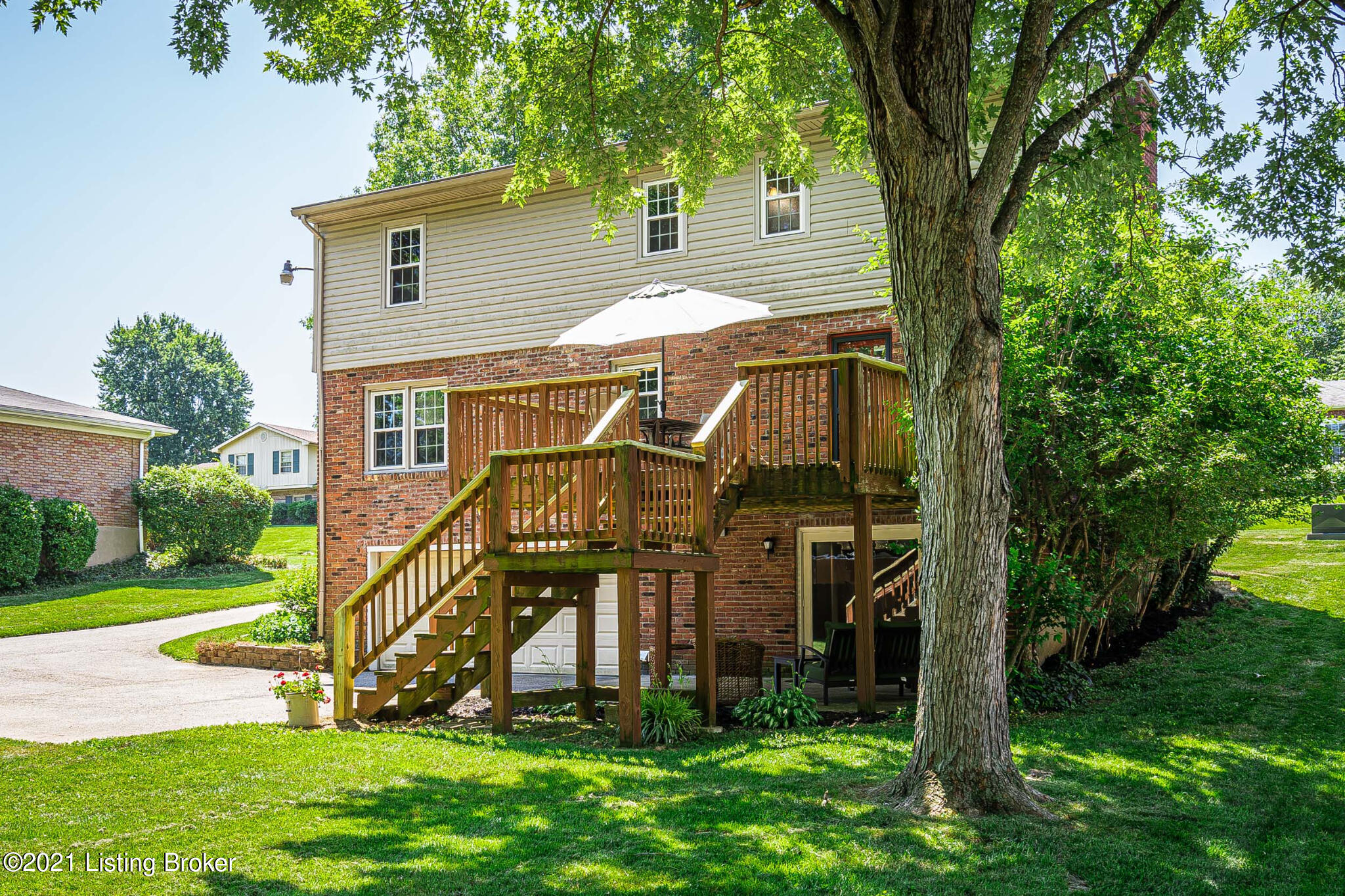 8913 La Costa Road Louisville, KY 40299 - Photo 43 of 51 42