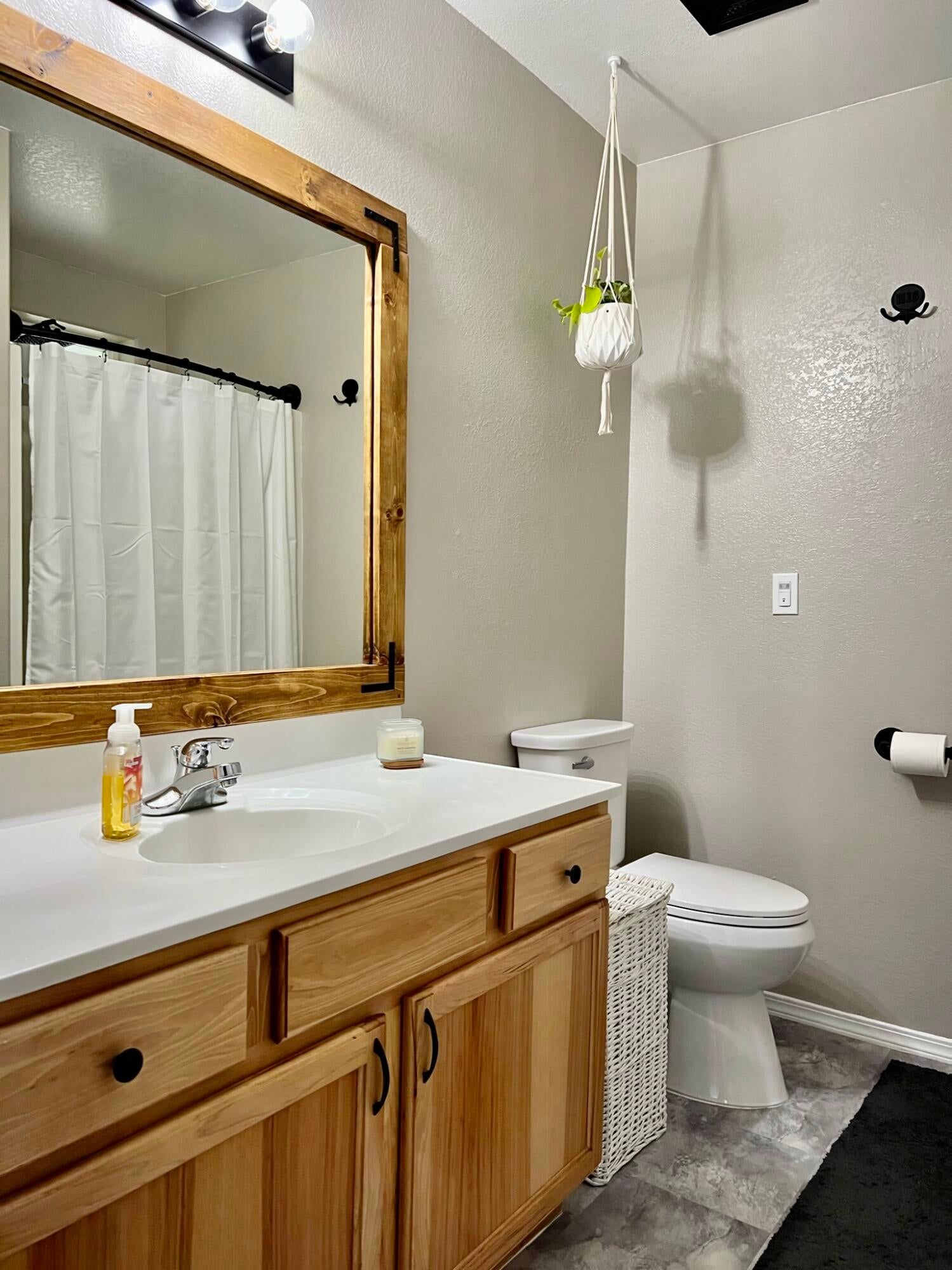 7339 Ruth Drive Klamath Falls, OR 97603 - Photo 17 of 29 IMG_1367