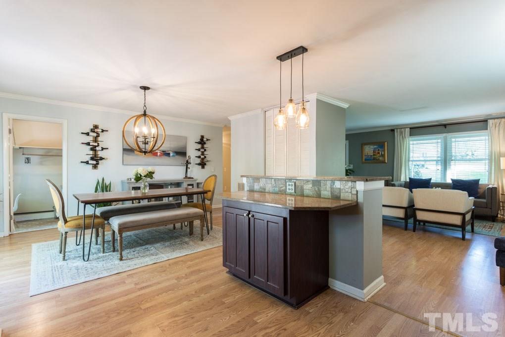 6031 Stratton Place Raleigh, NC 27609 - Photo 17 of 30 Gallery Image 17
