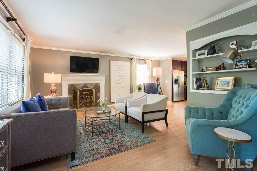6031 Stratton Place Raleigh, NC 27609 - Photo 5 of 30 Gallery Image 5
