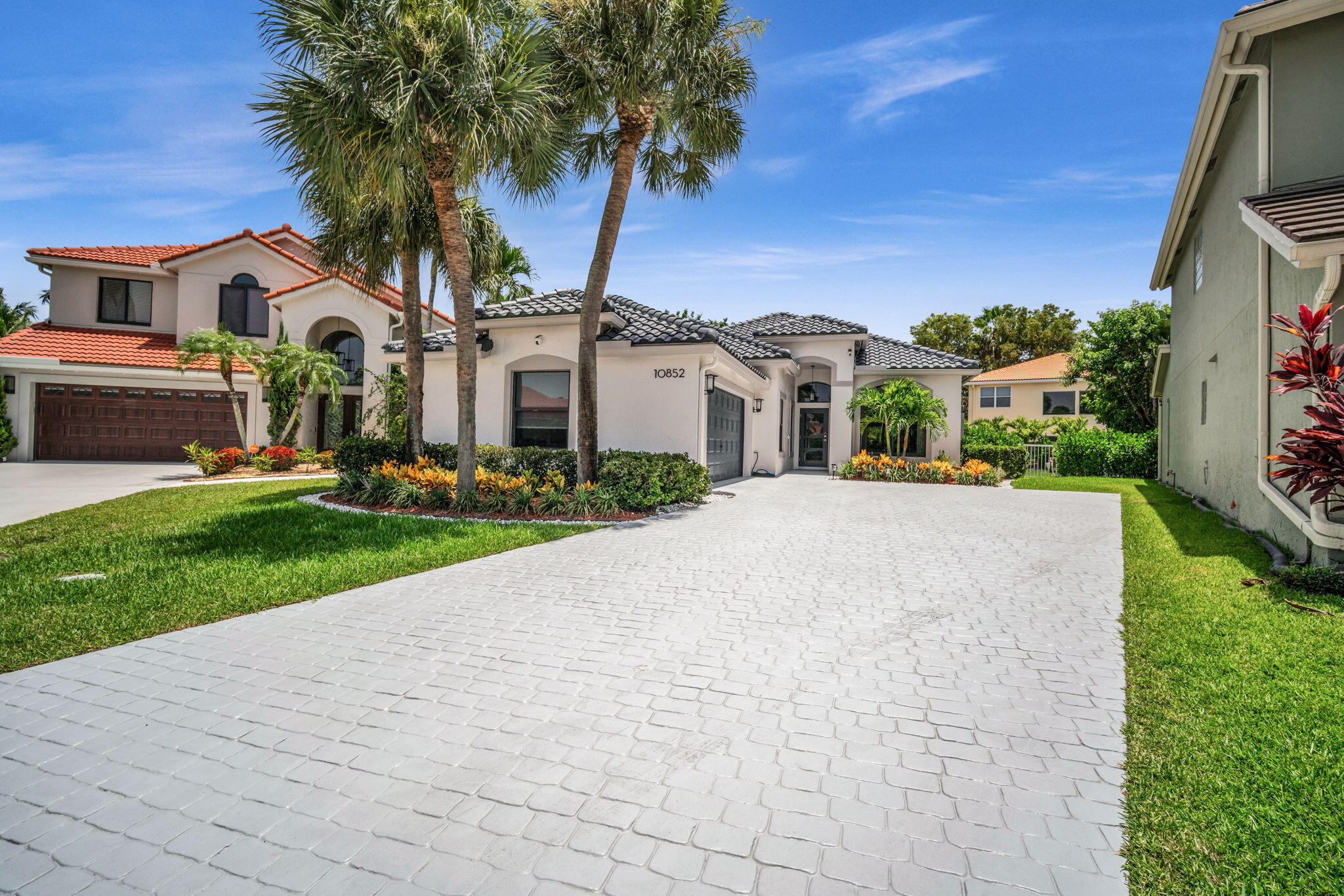 10852 La Salinas Circle Boca Raton, FL 33428 - Photo 20 of 68 Front of Structure