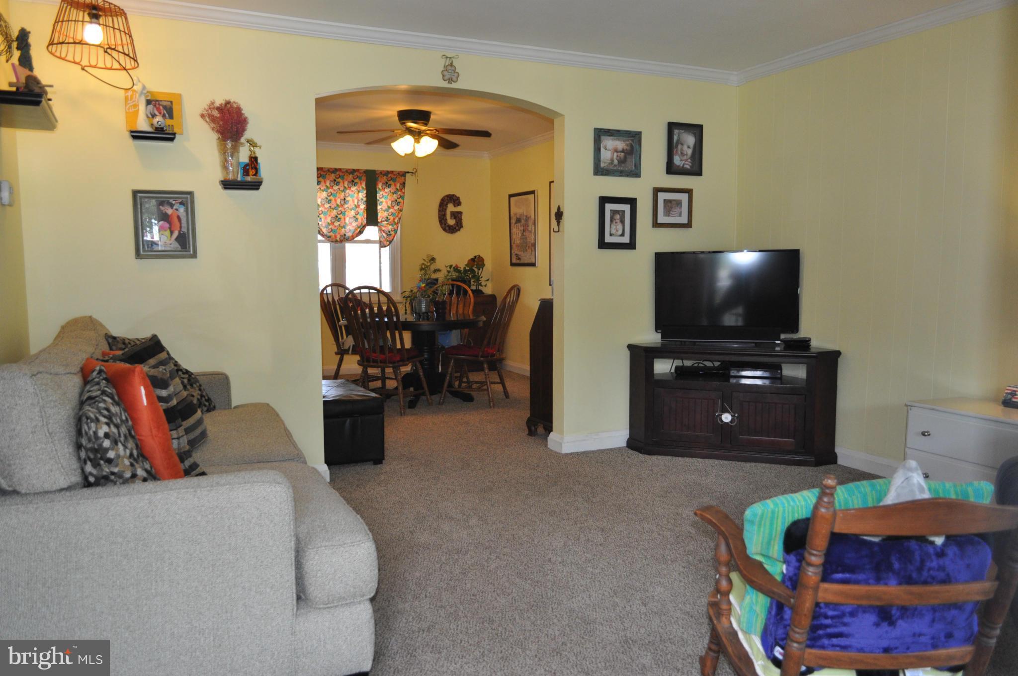 3013 Vulcan Road Baltimore, MD 21222 - Photo 2 of 20 Living Room