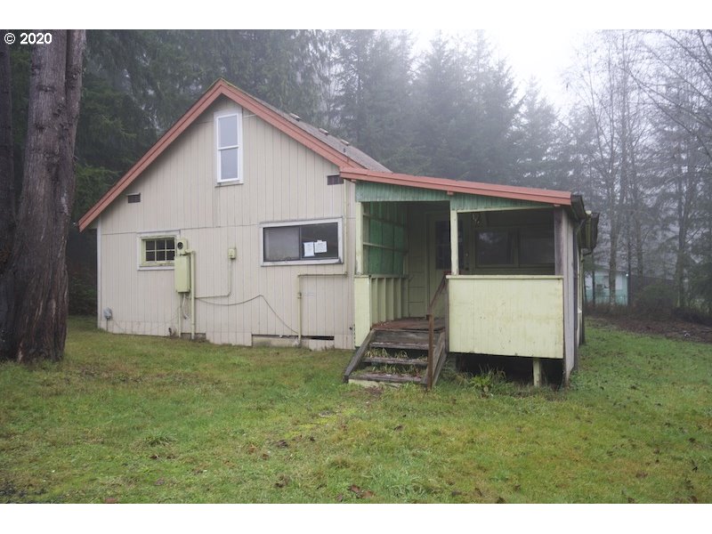 204 Ferncrest Road Longview, WA 98632 - Photo 1 of 13