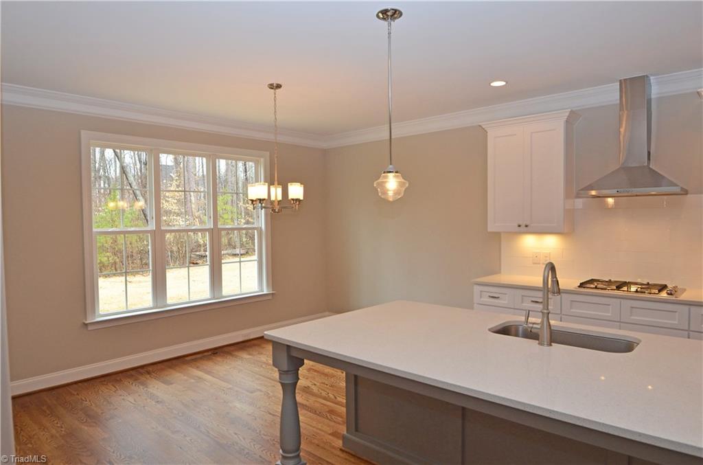 5571 Salem View Road Pfafftown, NC 27040 - Photo 11 of 27 Breakfast room