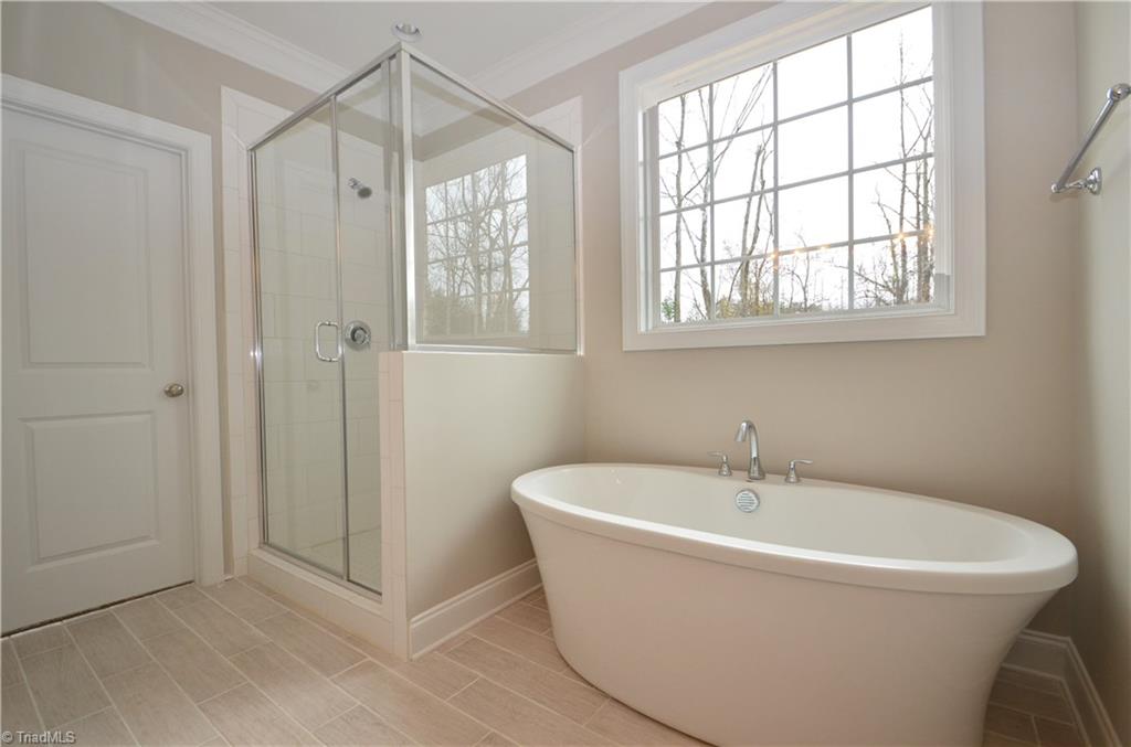 5571 Salem View Road Pfafftown, NC 27040 - Photo 17 of 27 Master bath