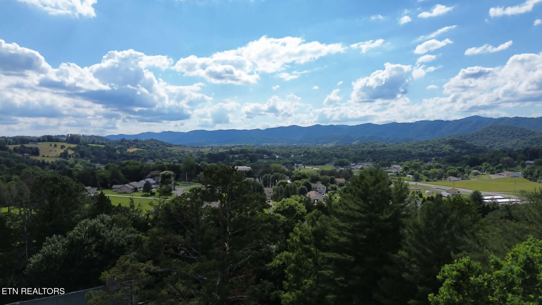 228 Marcella Road Cumberland Gap, TN 37724 - Photo 19 of 34 e6d96a11-8820-44ed-9221-e533d66d2acc