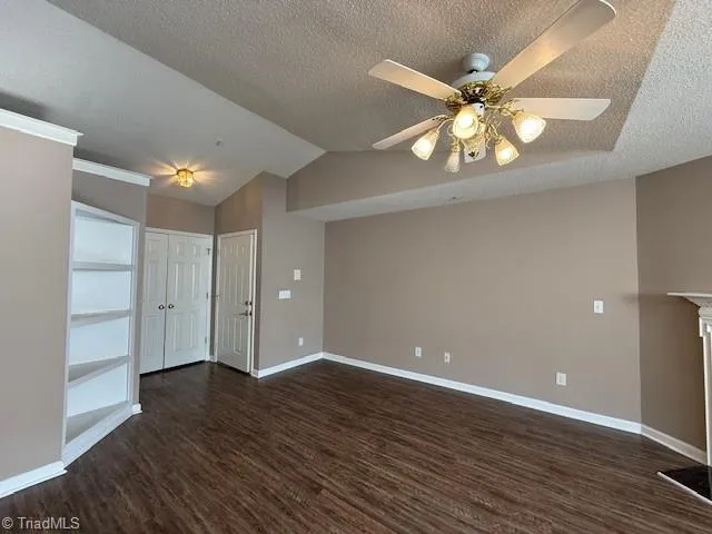 $1,400 | 5000 Lawndale Drive, Unit M, Greensboro, NC 27455