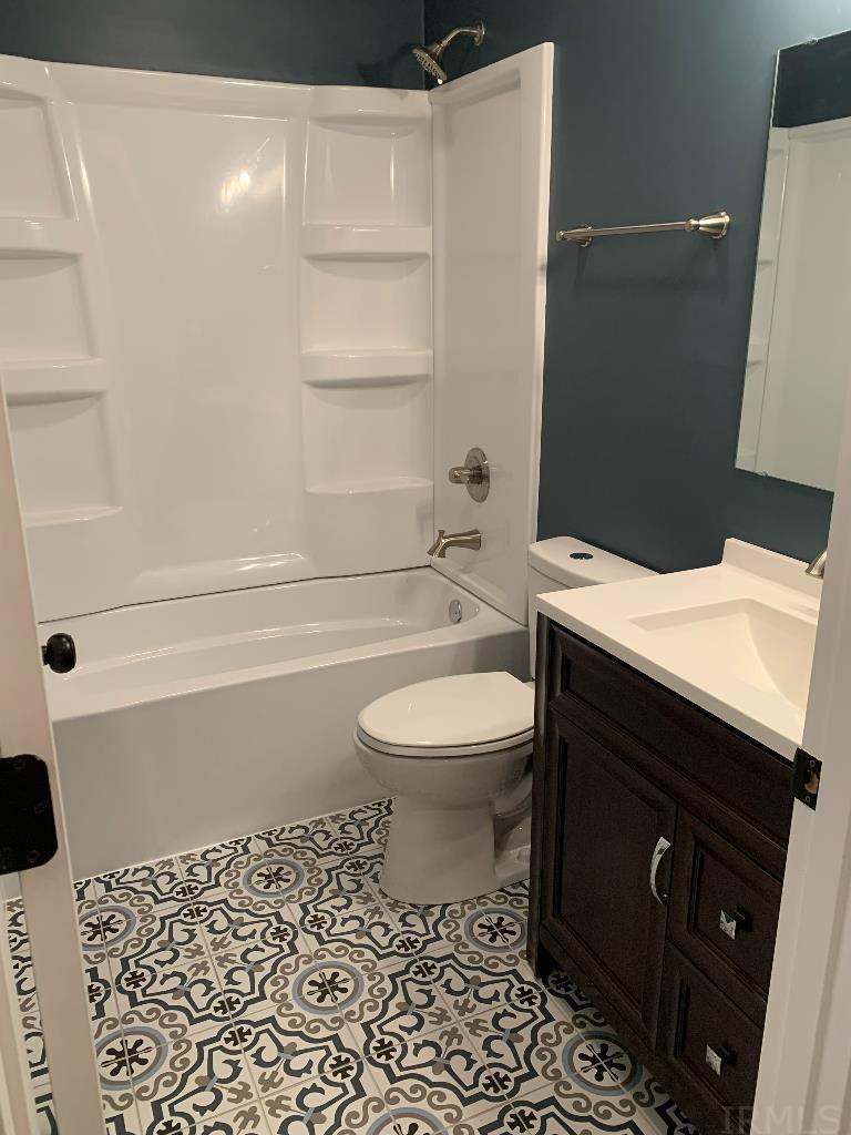 2226 East Matlock Road Bloomington, IN 47401 - Photo 13 of 21