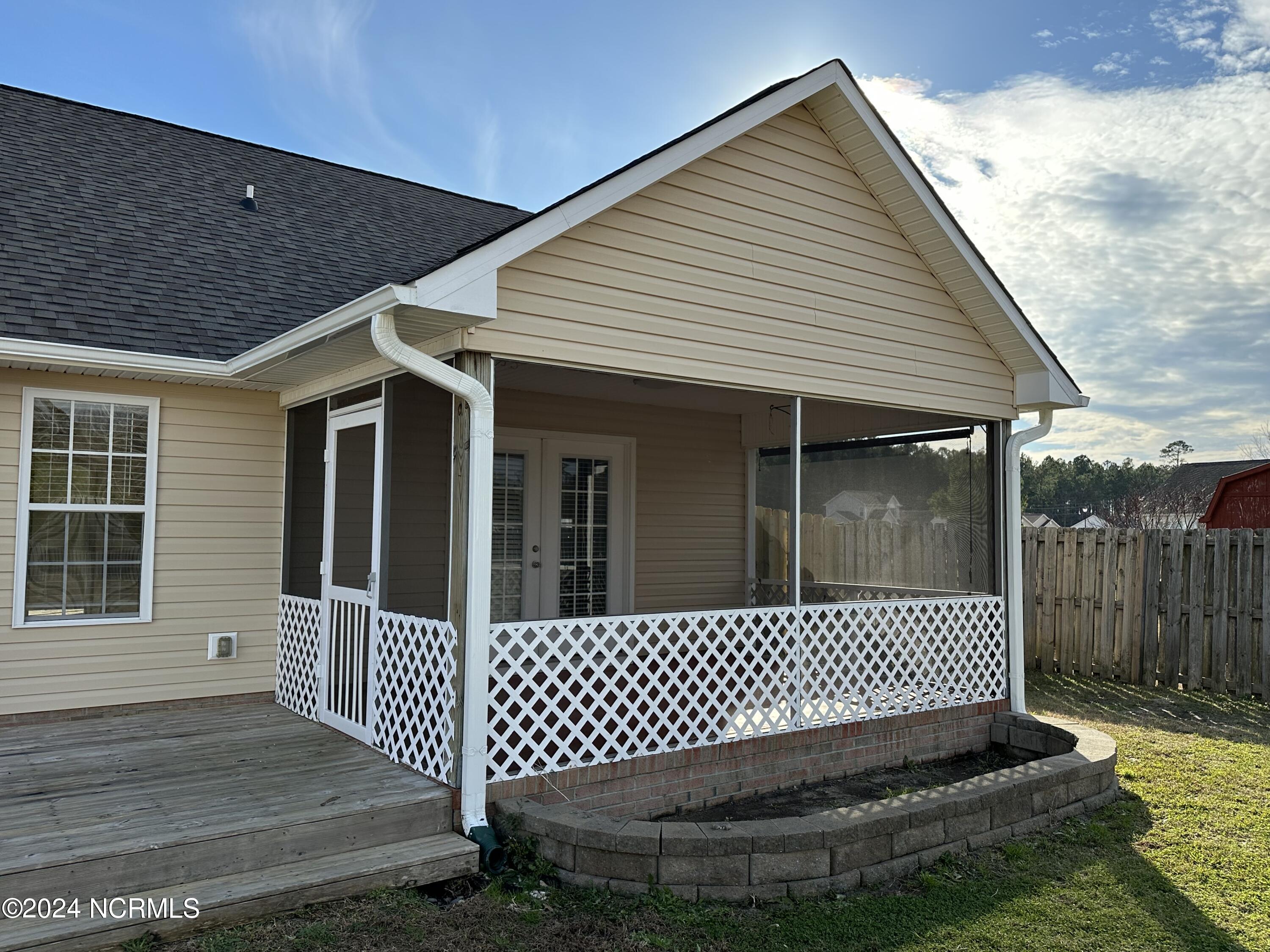 102 Mandy Lane Hubert, NC 28539 - Photo 19 of 23 8386DF84-390F-4EC0-843D-46488171B2D0