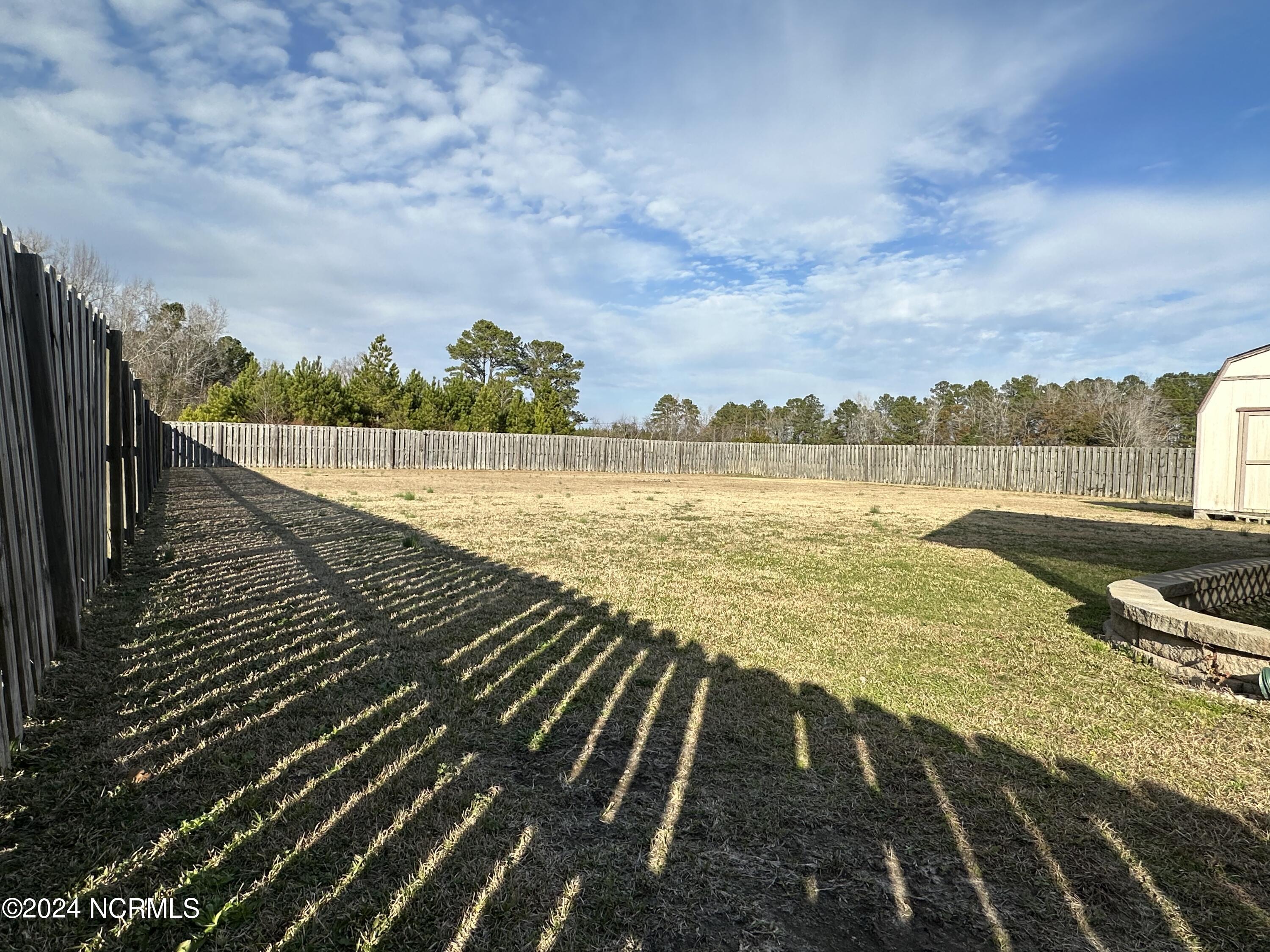 102 Mandy Lane Hubert, NC 28539 - Photo 21 of 23 452F8BC1-27CB-412E-9FB0-C46977DE0B73