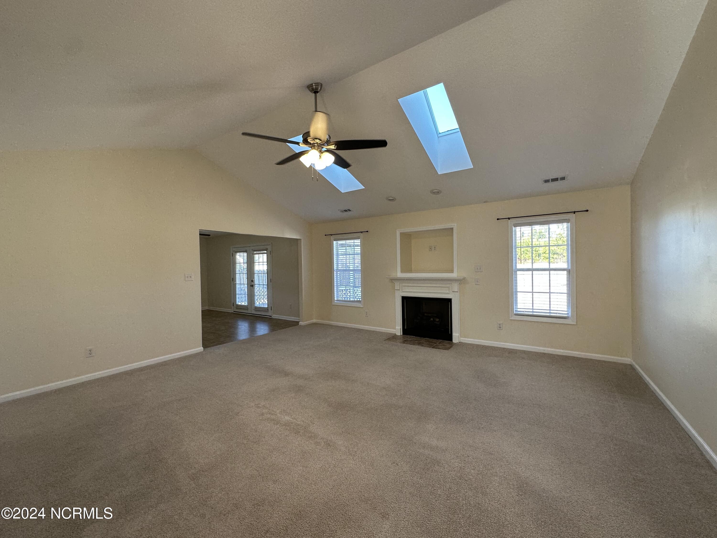102 Mandy Lane Hubert, NC 28539 - Photo 5 of 23 15AE9E23-78F8-4D2B-BC1E-E6A4C99DBDF1