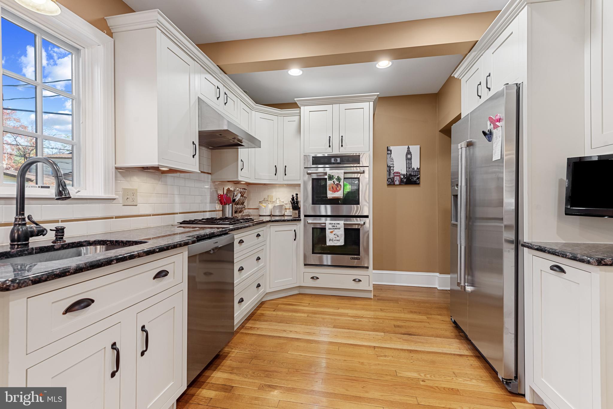 908 Old Oak Road Baltimore, MD 21212 - Photo 16 of 40 Gallery Image 16