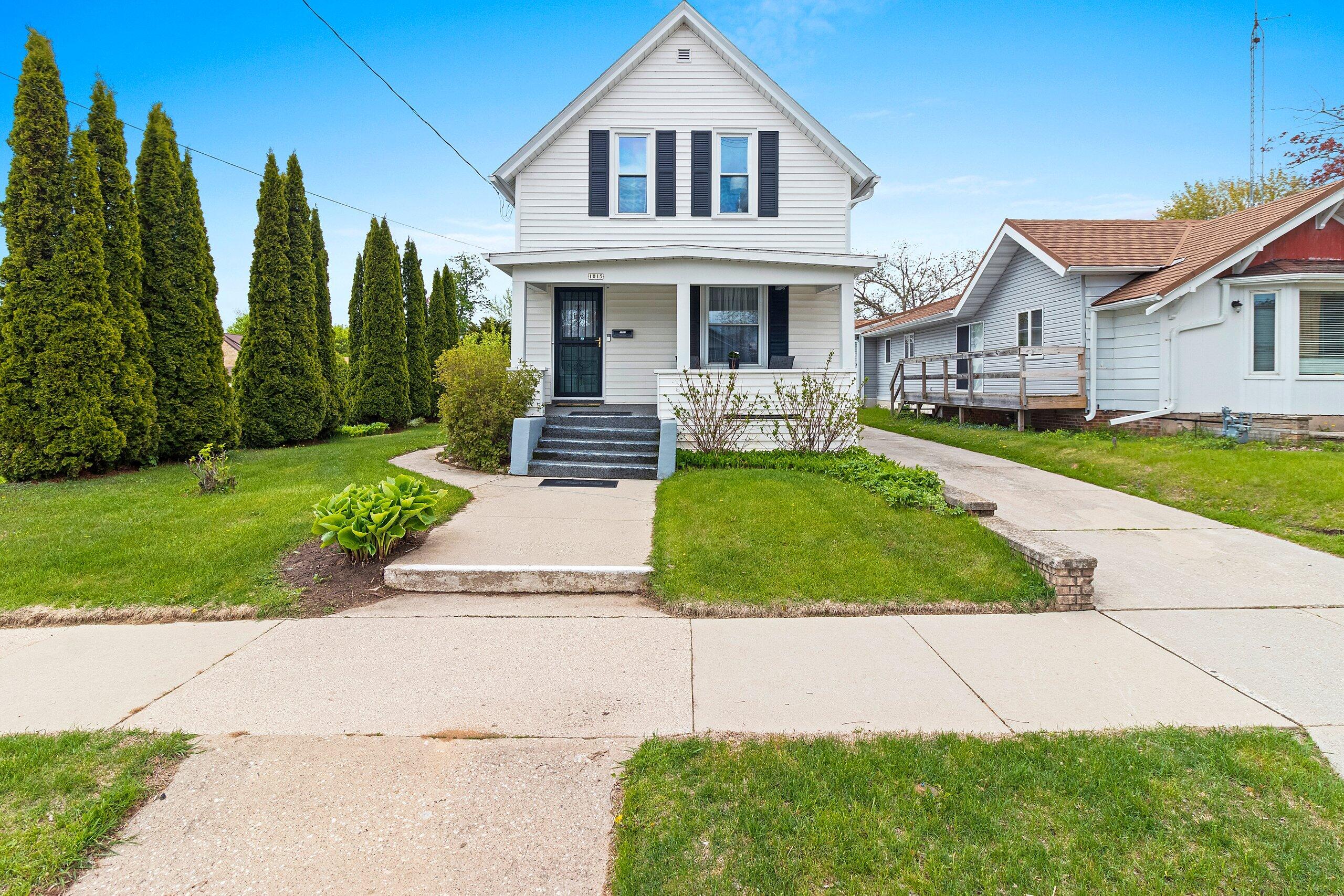1015 Green Street Manitowoc, WI 54220 - Photo 32 of 46 Green St