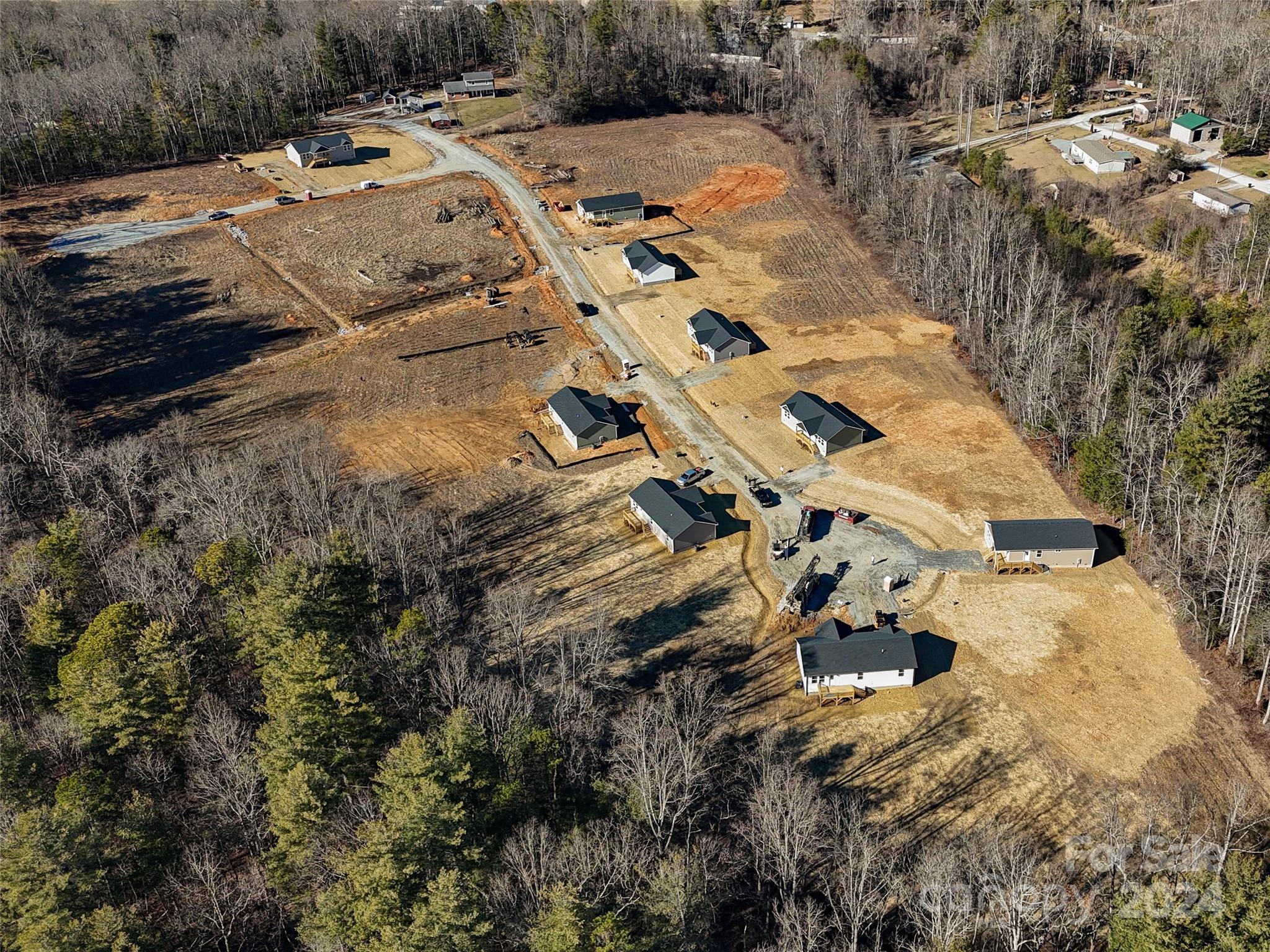 171 Tuttle Road Hendersonville, NC 28792 - Photo 45 of 47 Gallery Image 45