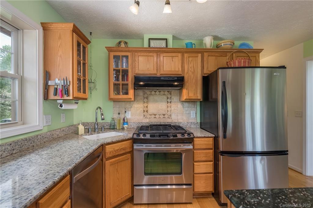 136 Greystone Circle Rutherfordton, NC 28139 - Photo 14 of 42