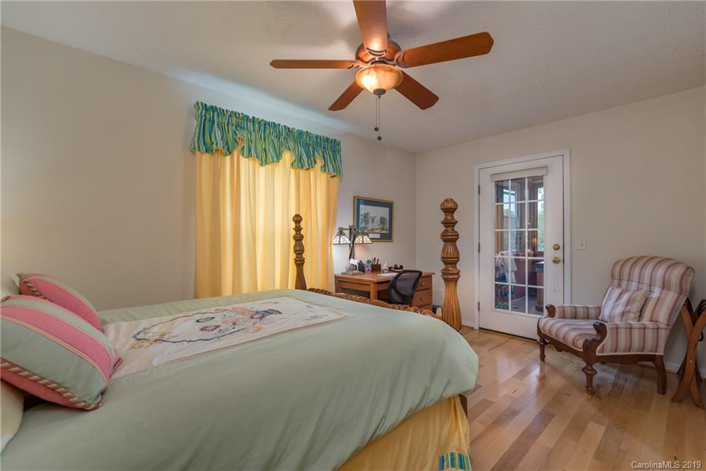 136 Greystone Circle Rutherfordton, NC 28139 - Photo 9 of 42
