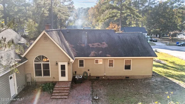 $325,000 | 610 River Hill Drive, Greenville, NC 27858