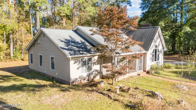 $325,000 | 610 River Hill Drive, Greenville, NC 27858