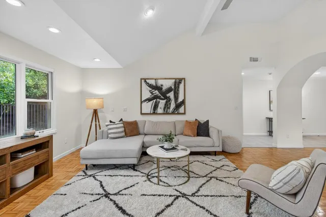 $749,000 | 1005 Harrington Way, Carmichael, CA 95608