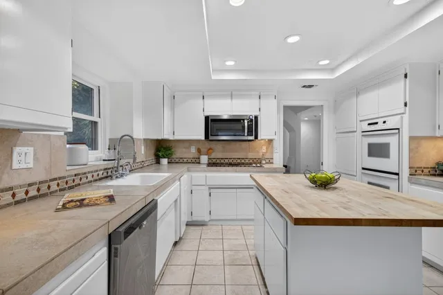 $749,000 | 1005 Harrington Way, Carmichael, CA 95608